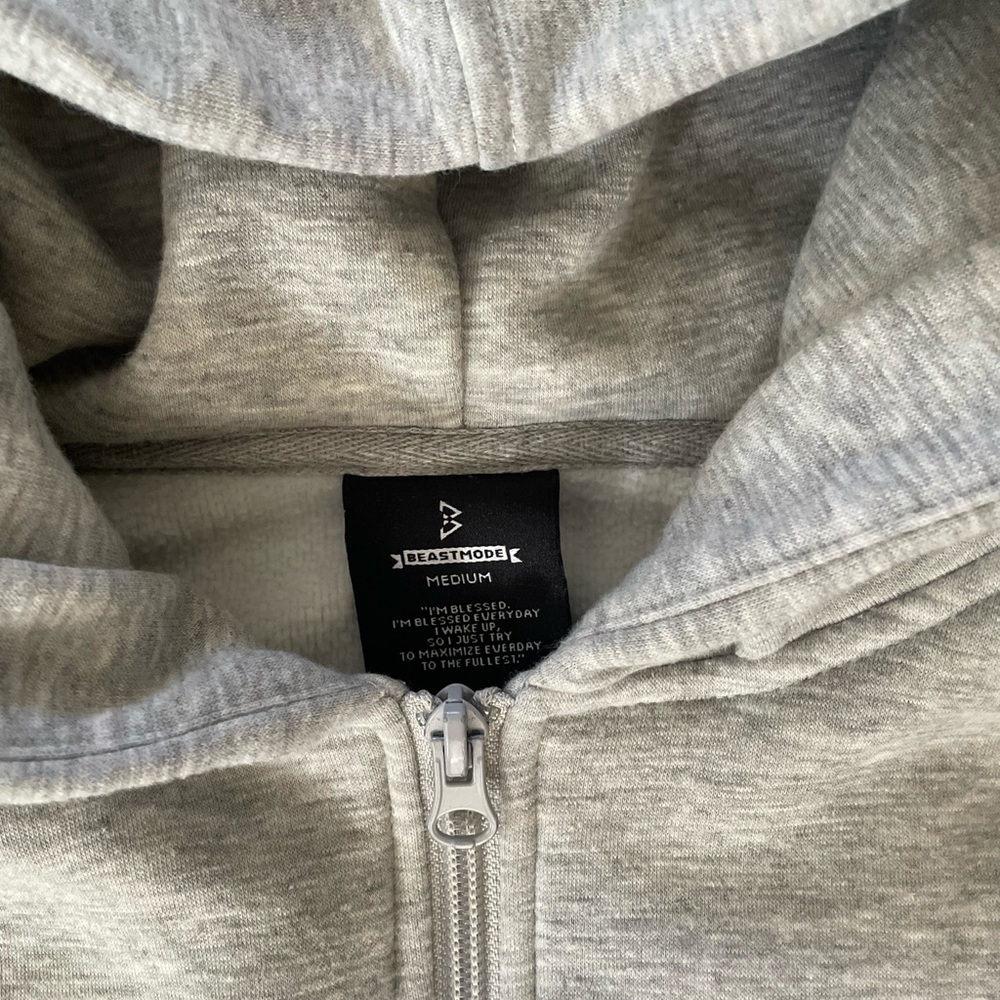 Beast mode Full Zip - Picture 2 of 4
